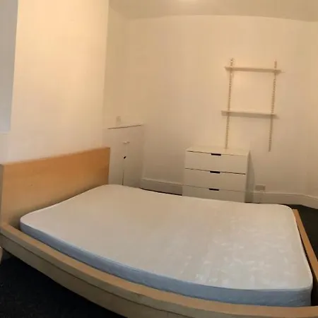 City Center Spacious Bedrooms Canterbury Exterior photo