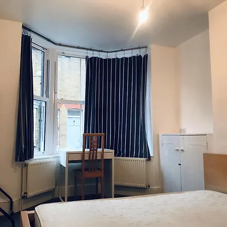 City Center Spacious Bedrooms Canterbury Exterior photo