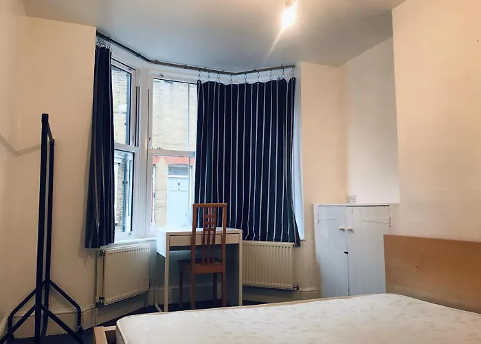 City Center Spacious Bedrooms