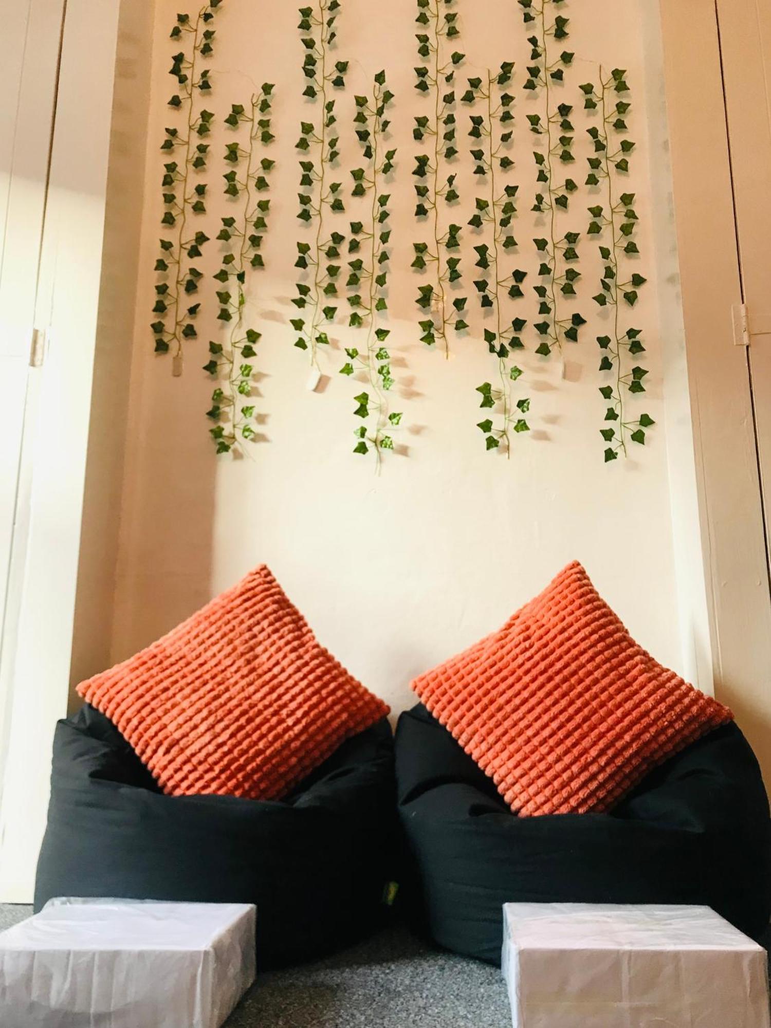 Center Spacious Bedrooms Homestay