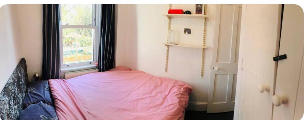 Homestay Center Spacious Bedrooms