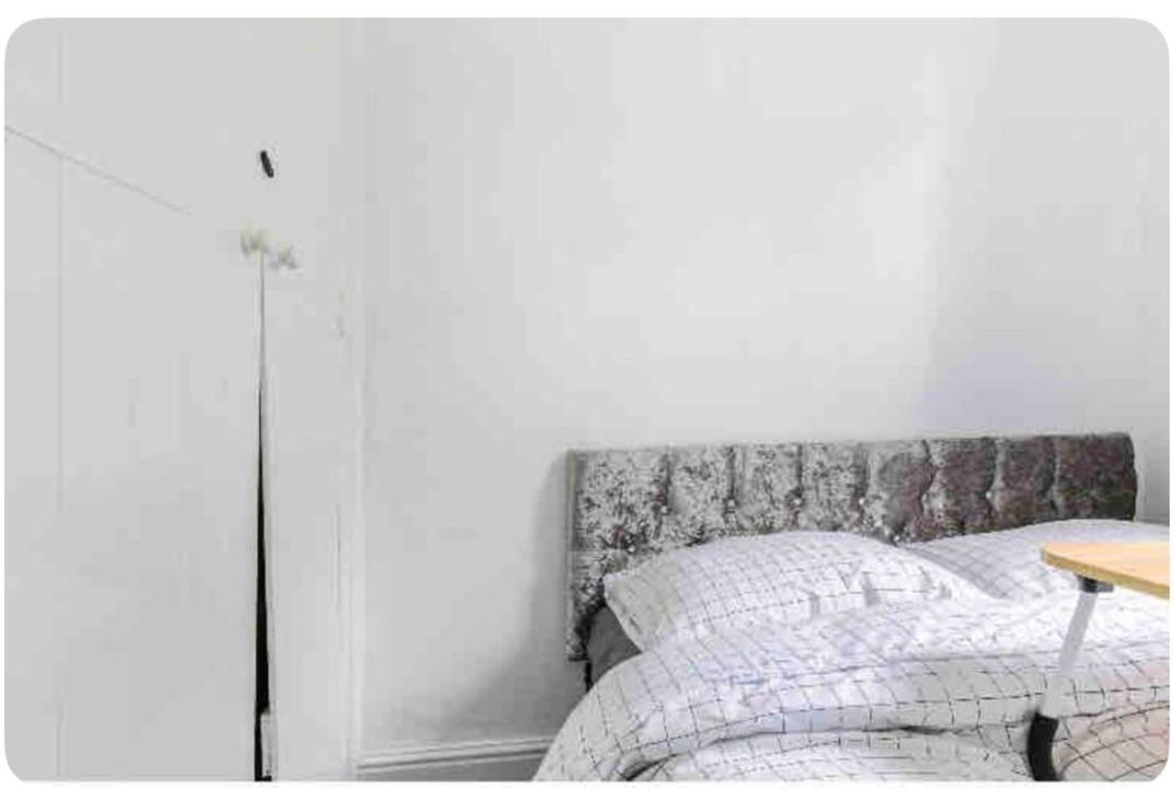 Homestay Center Spacious Bedrooms *