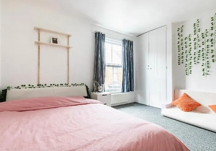 City Center Spacious Bedrooms